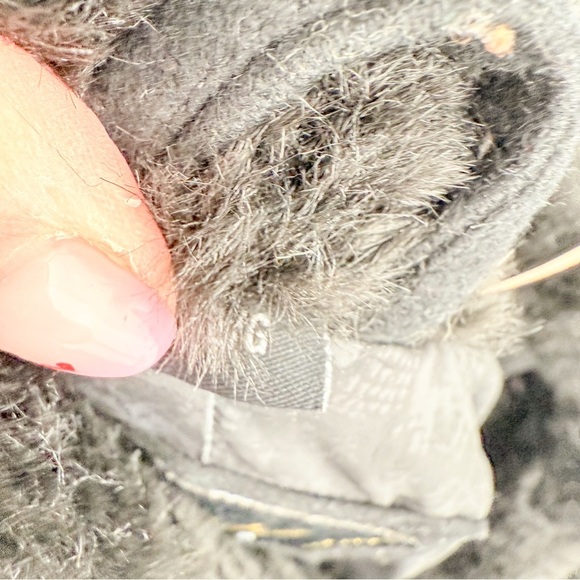 Guess Black Leather Jacket with Fur Trim and Asymmetrical Zipper - Picture 7 of 8